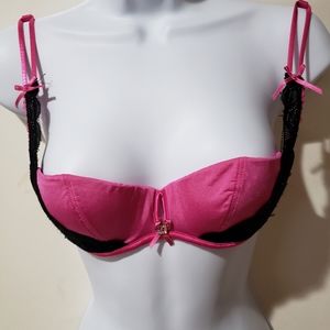 Fredericks of Hollywood size 32 B pink and black bra